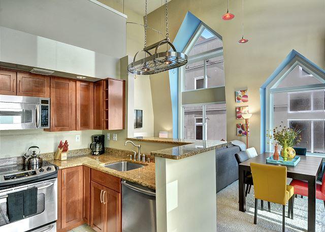 Belltown Court Sunset Suite Seattle Ngoại thất bức ảnh